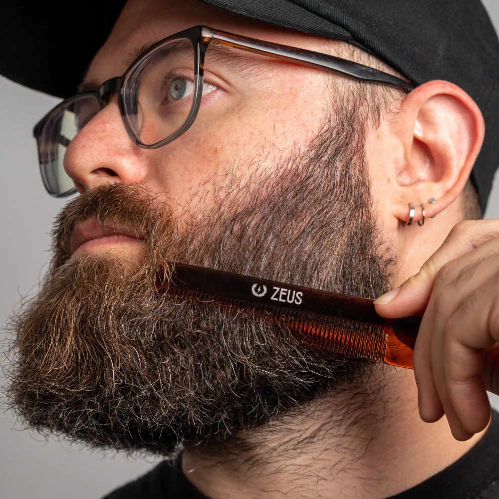 Pocket Beard Comb + Sheath - Image 3